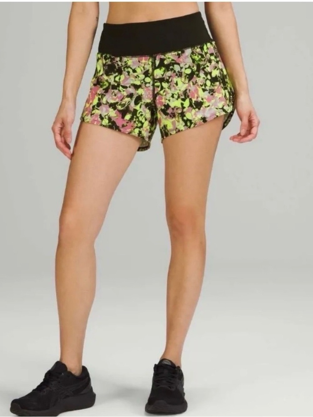 Lululemon Speed Up Mid-Rise Lined Short 4" Inflected Highlight Yellow